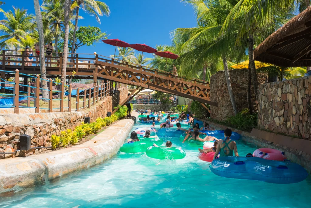 a imagem mostra o parque aquático do Beach Park, perto de Fortaleza, no Ceará