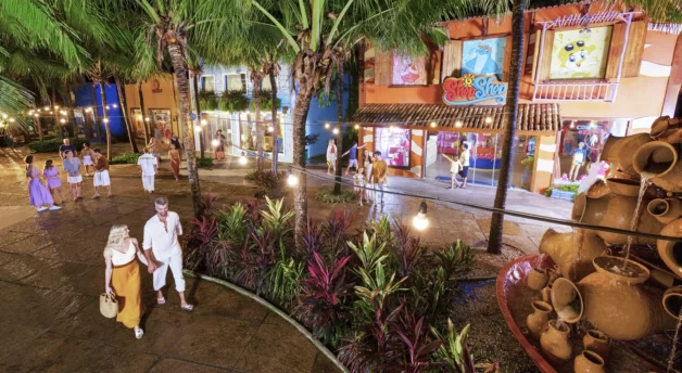 Saiba o que fazer à noite no Beach Park e como aproveitar a Vila Azul do Mar