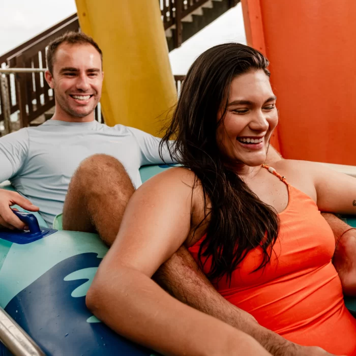 Veja atrações moderadas e leves para adultos que querem curtir o Aqua Park com calma