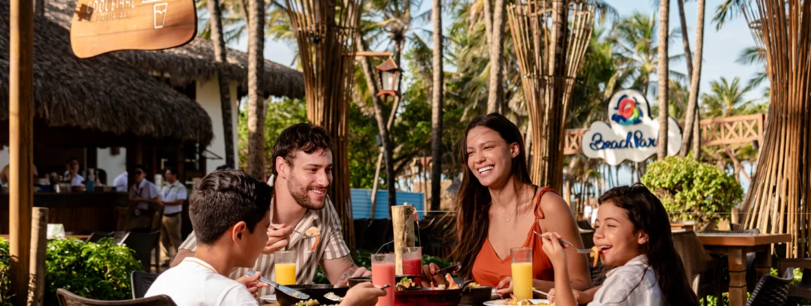 Saiba o que comer no Beach Park