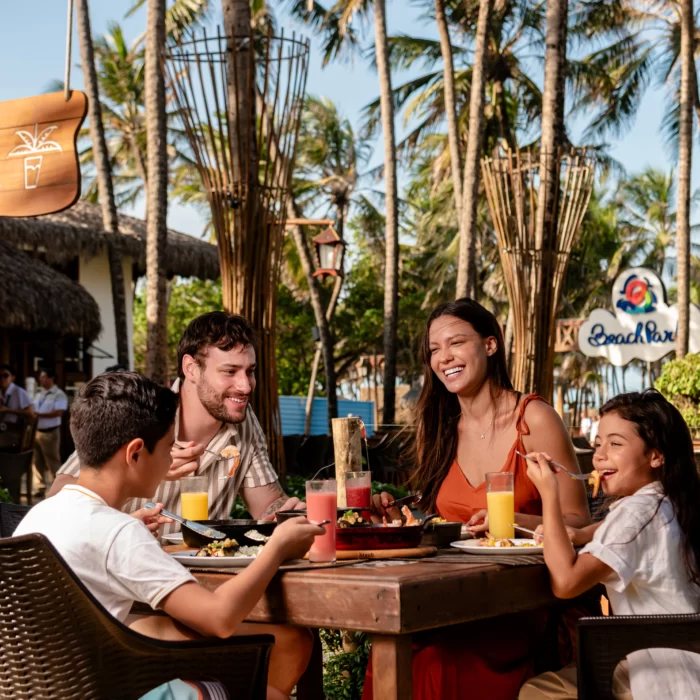 Saiba o que comer no Beach Park